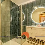 #322 Family Spacious & Cozy Apartamento