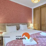 #322 Family Spacious & Cozy *