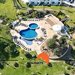 #322 Family Spacious & Cozy Apartamento Albufeira