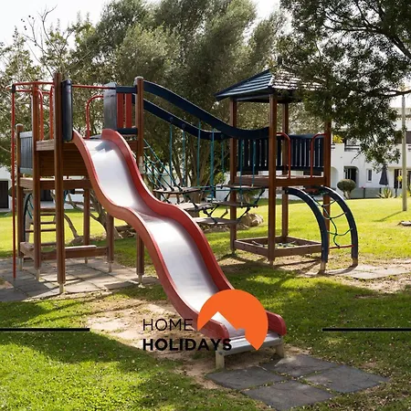 #322 Family By Holidays * 阿尔布费拉