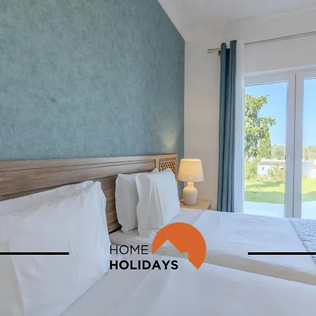 #322 Family By Holidays