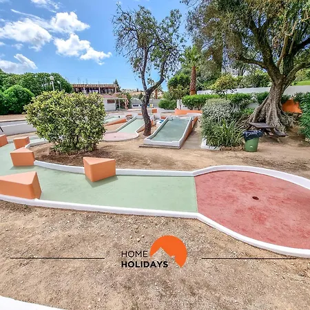 #322 Family By Holidays