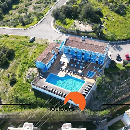 #322 Family Spacious & Cozy אלבופיירה